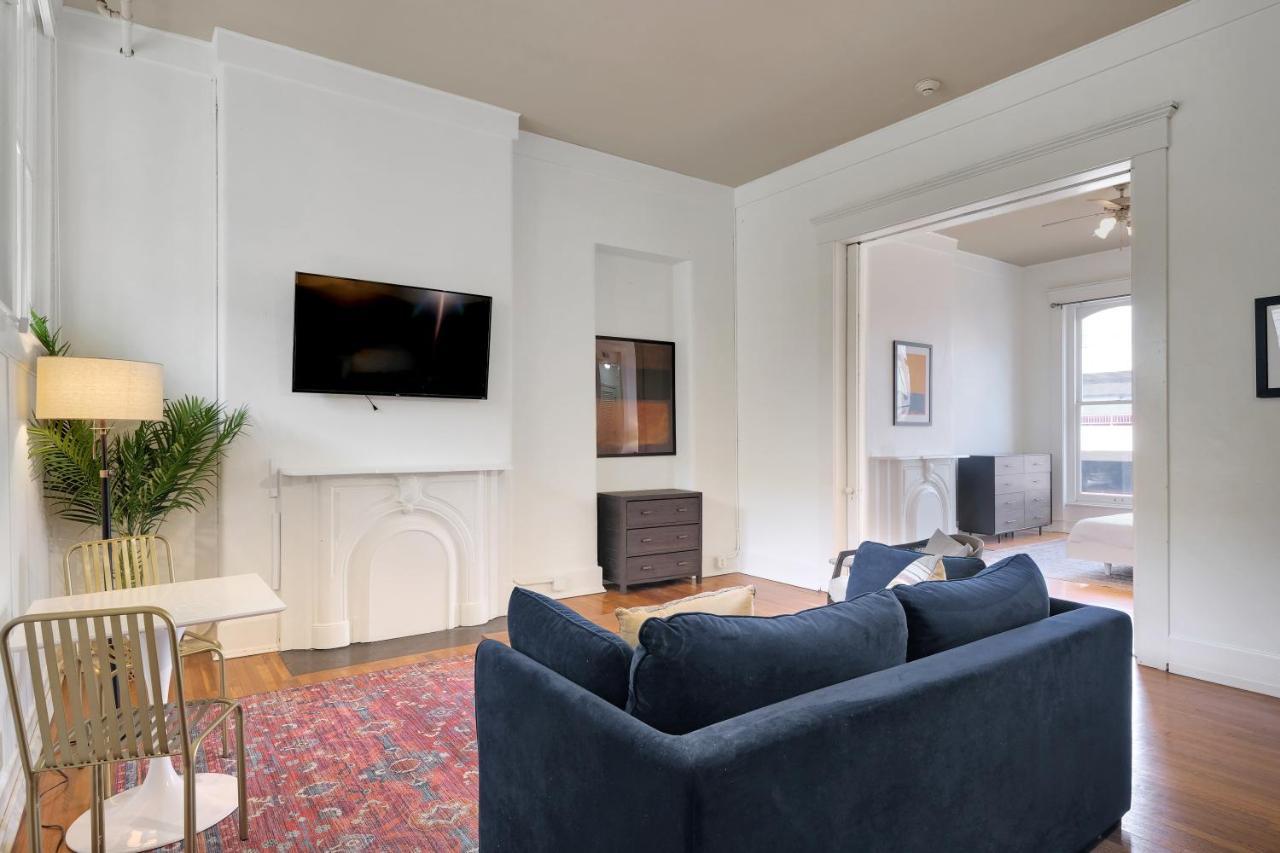 Apartment With King Bed In Downtown Louisville-Jefferson County Extérieur photo